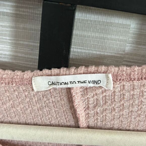 Caution to the wind blush pink waffle light weight oversized top m - Picture 4 of 4